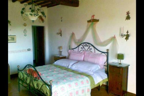 San Gimignanello Apartment Sleeps 5 Pool T490443