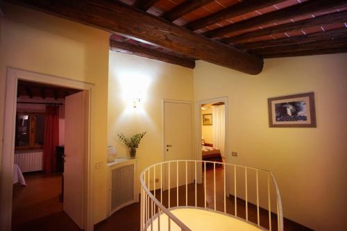 Siena Villa Sleeps 10 Pool Wifi