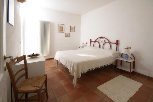 Siena Villa Sleeps 8 Pool Wifi