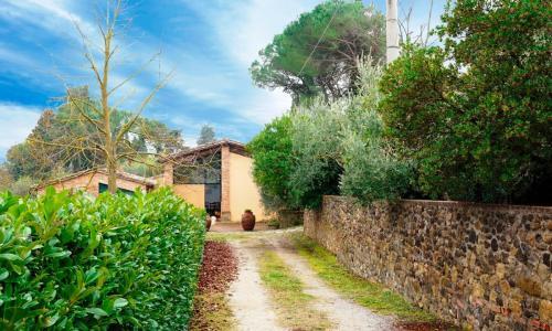 Siena Villa Sleeps 8 Pool Wifi