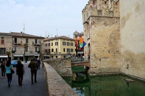 Apartamento Aurora Sirmione Appartamenti