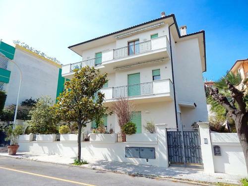 Apartamento S181 - Sirolo, Delizioso Bilocale Con Terrazzo
