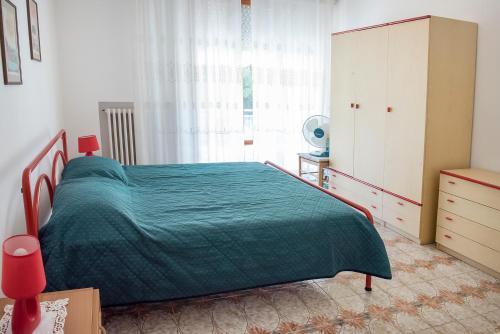 Apartamento S168 - Sirolo, Ampio Trilocale Comodo Ai Servizi
