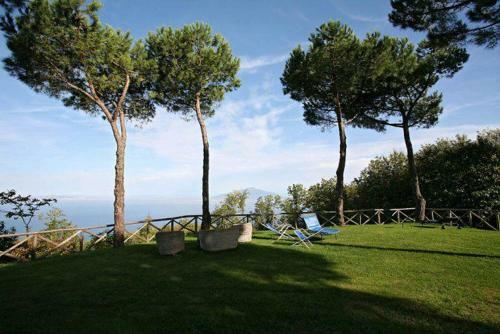 Sorrento Villa Sleeps 22 Pool Air Con Wifi