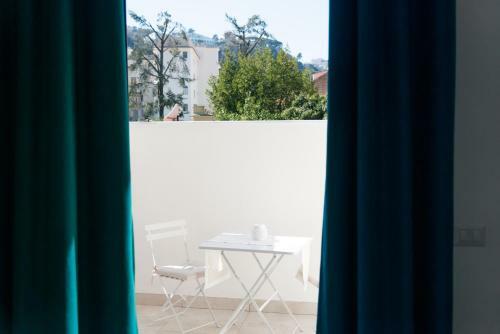 Hostal Sorrento Stylish Rooms