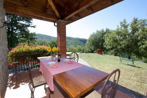 Ponte Biforco Villa Sleeps 8 Pool Wifi