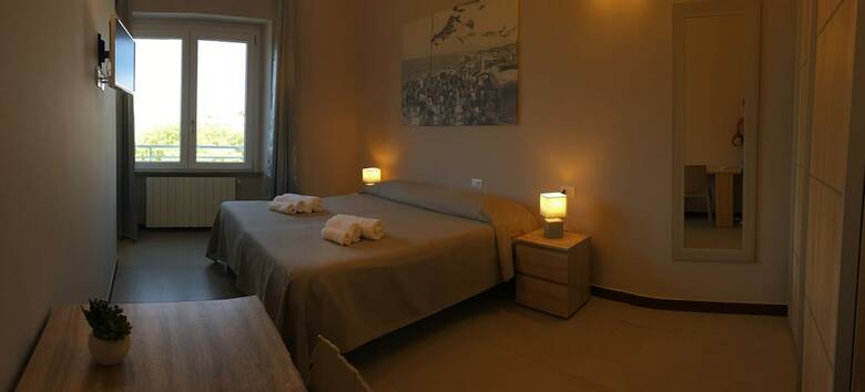 Hostal B&B Viale San Pietro