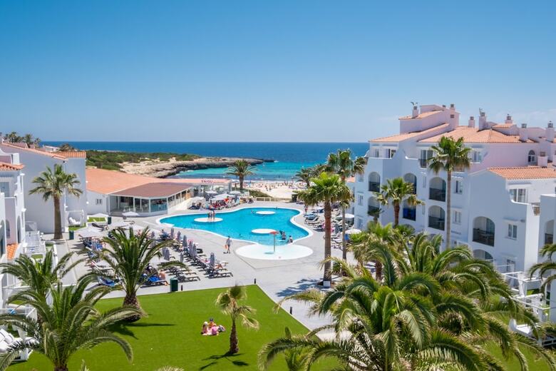 Apartamentos Carema Beach Menorca