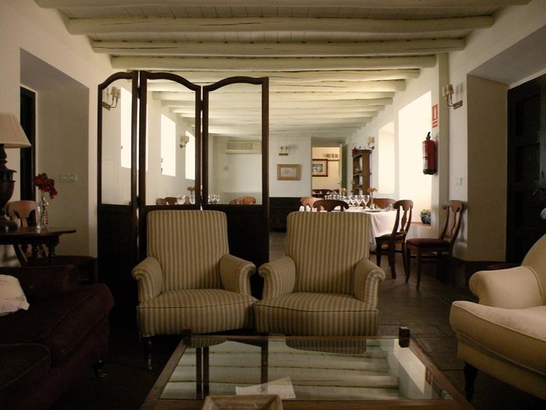 Hotel Posada De Valdezufre