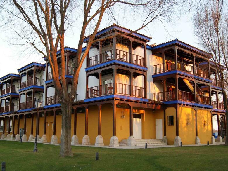 Hotel Parador De Manzanares