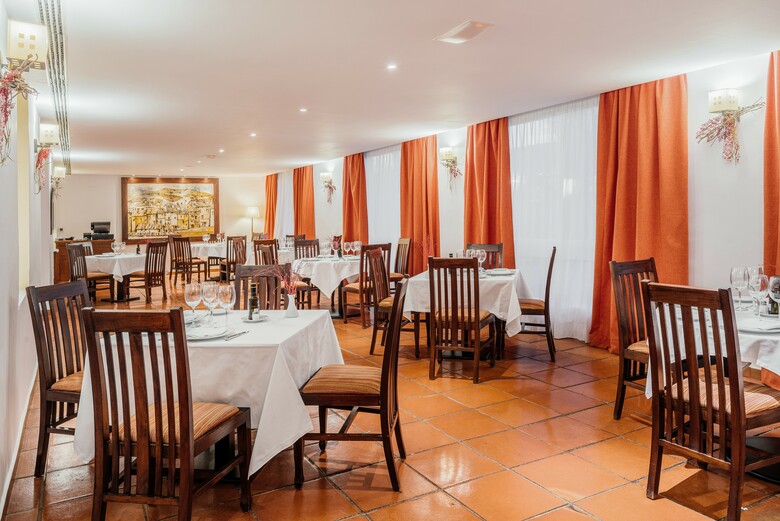 Hotel Parador De Manzanares
