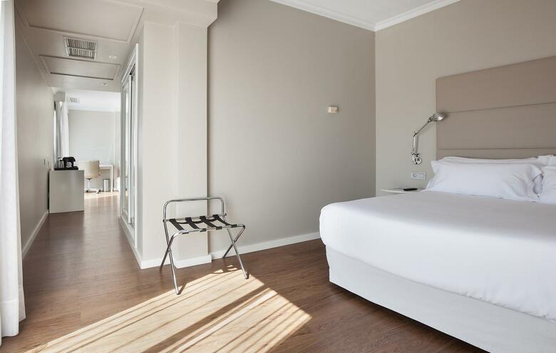 Hotel NH Las Palmas Playa Las Canteras