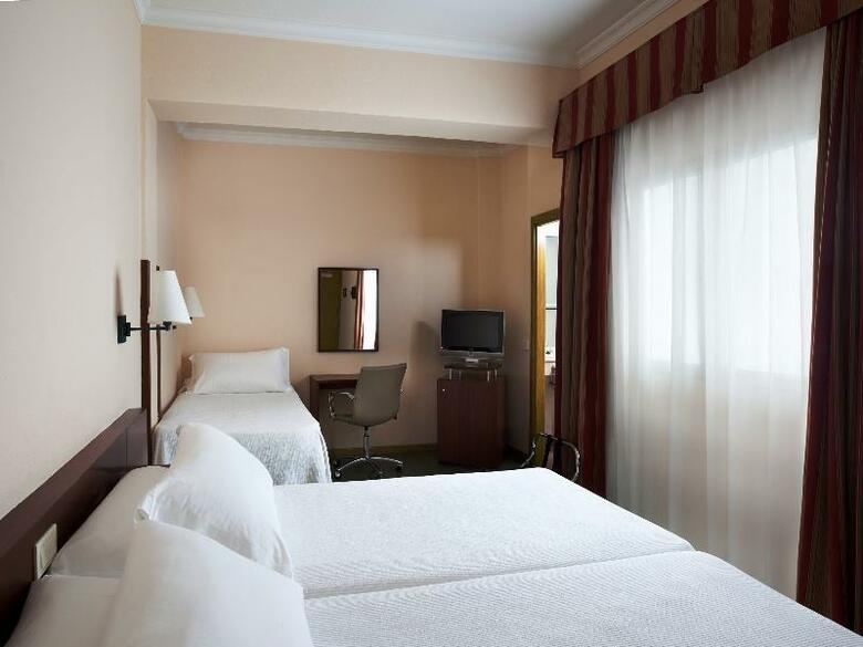 Hotel NH Las Palmas Playa Las Canteras
