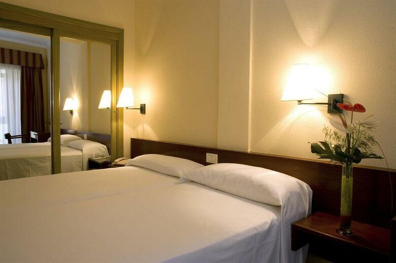 Hotel NH Las Palmas Playa Las Canteras