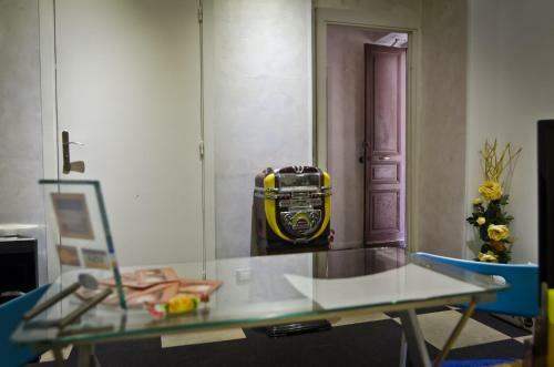 Hostal Pollon Inn Sanremo