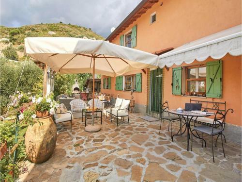 Four-bedroom Holiday Home In Sanremo