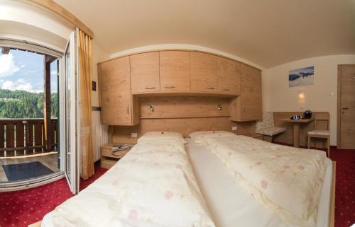 Hostal Kedul Alpine Lodge