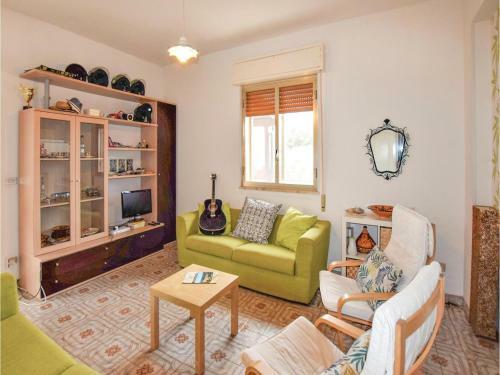 Three-bedroom Holiday Home In Santa Croce Camerina