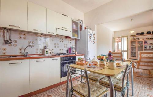 Three-bedroom Holiday Home In Santa Croce Camerina