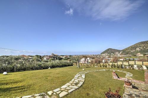 Santa Maria Villa Sleeps 8 Wifi