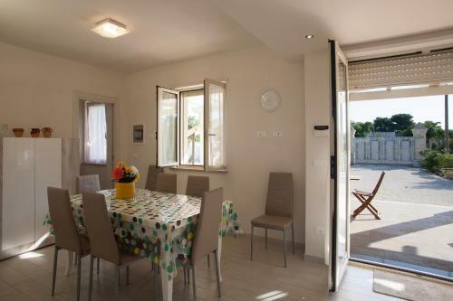 Villa Ionio Beach M270