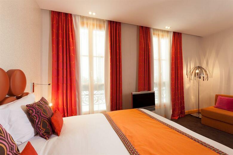 Hotel Le Petit Paris