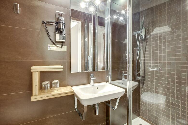 Hotel H�tel Op�ra Maintenon