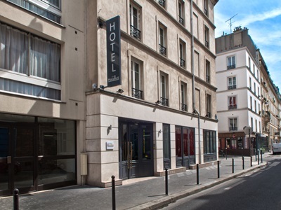 L Hotel De La Folie Mericourt