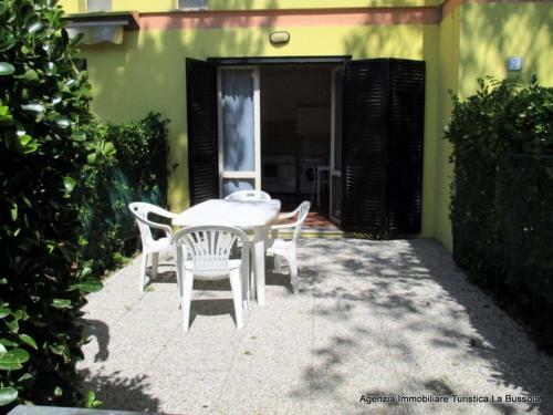 Apartment In Rosolina Mare 24961