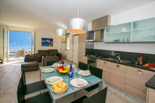 Colonno Apartment Sleeps 6 Pool