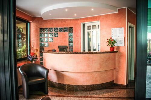 Hotel Holiday