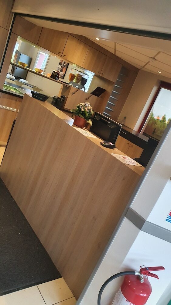 Hotel Balladins Express Coigni�res
