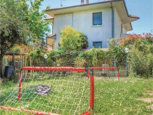 Three-bedroom Apartment In San Costanzo (pu)