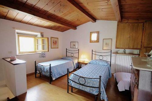 San Donato Villa Sleeps 7 Pool Wifi