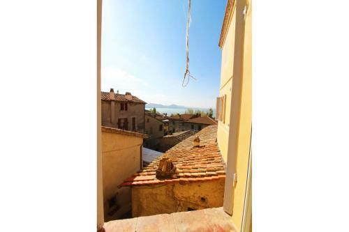 San Feliciano Apartment Sleeps 4