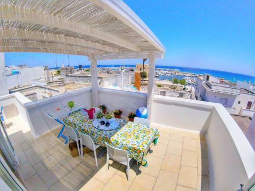 Hostal La Terrazza Sul Porto (salento)