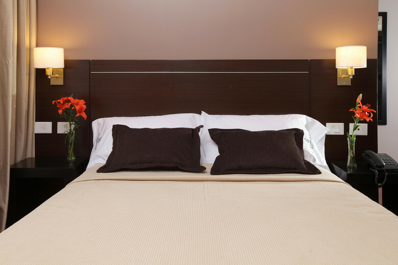 Europlaza Hotel & Suites