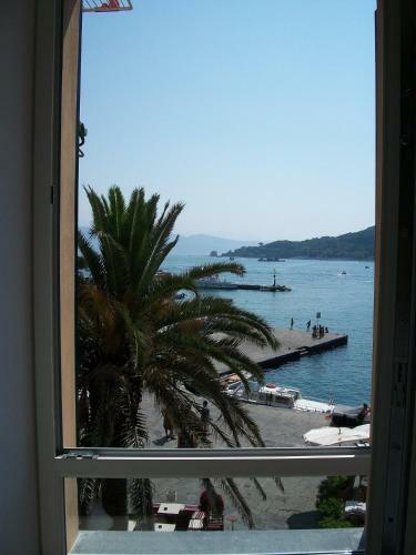 Hostal Affittacamere La Darsena
