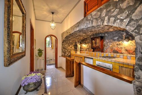 Positano Villa Sleeps 12 Pool Air Con Wifi