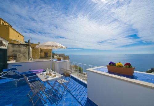 Positano Apartment Sleeps 3