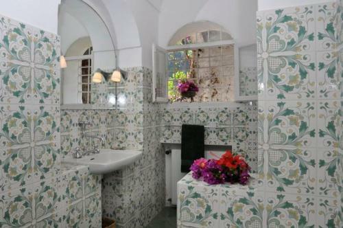 Positano Villa Sleeps 6 Wifi