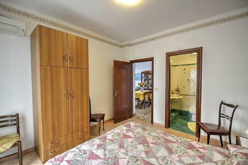 Praiano Villa Sleeps 4 Air Con Wifi