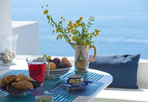 Praiano Villa Sleeps 6 T721533