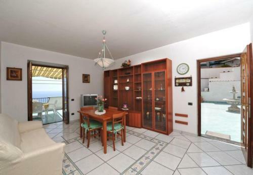 Praiano Apartment Sleeps 5