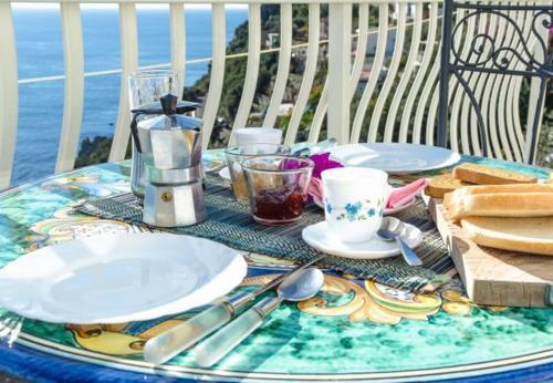 Praiano Apartment Sleeps 4