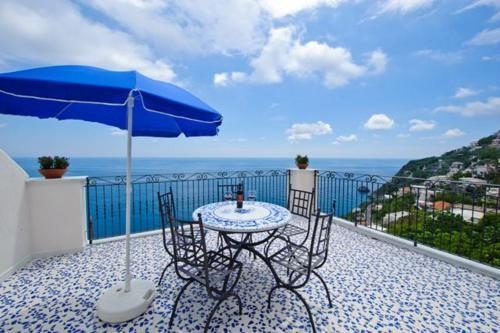 Praiano Apartment Sleeps 5 Pool Air Con Wifi