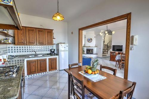 Praiano Villa Sleeps 5 Air Con Wifi