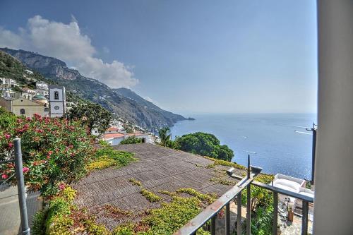 Praiano Villa Sleeps 8 Pool Air Con Wifi