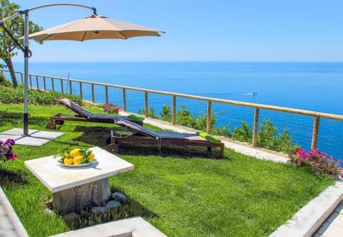 Praiano Apartment Sleeps 4