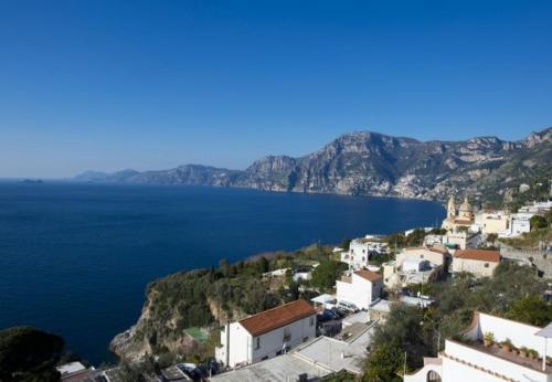 Praiano Apartment Sleeps 4 T721537